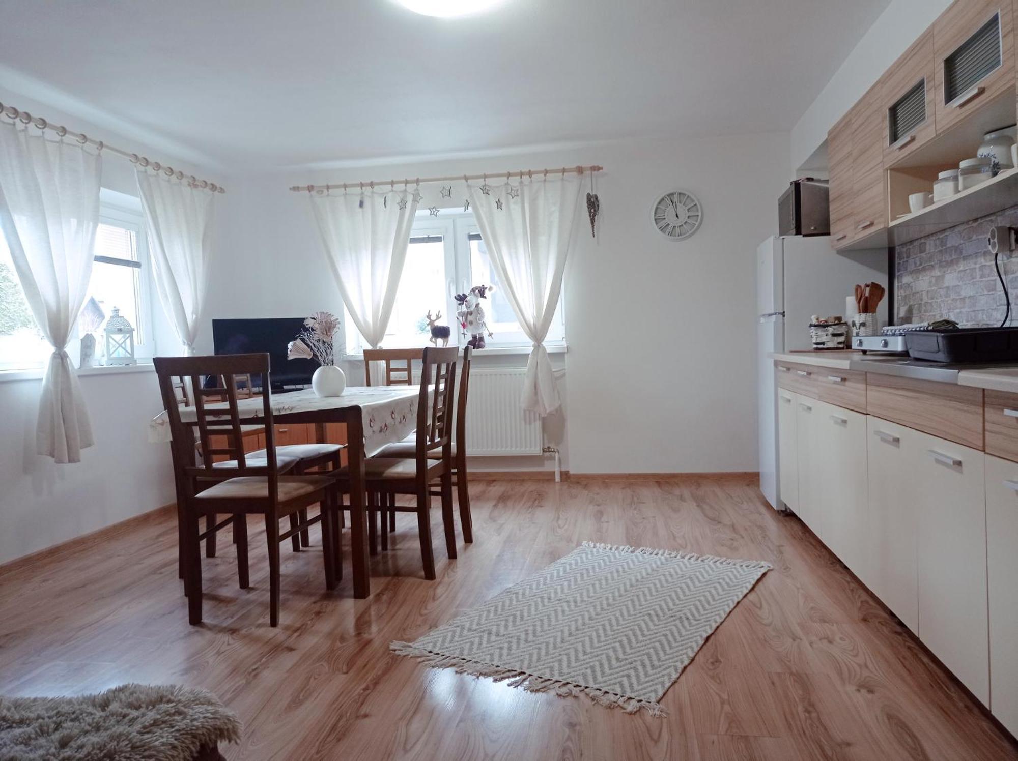 Apartman Paula -Lyzovacka V Jasnej ลิฟตอฟสกีมิคูลาช ภายนอก รูปภาพ