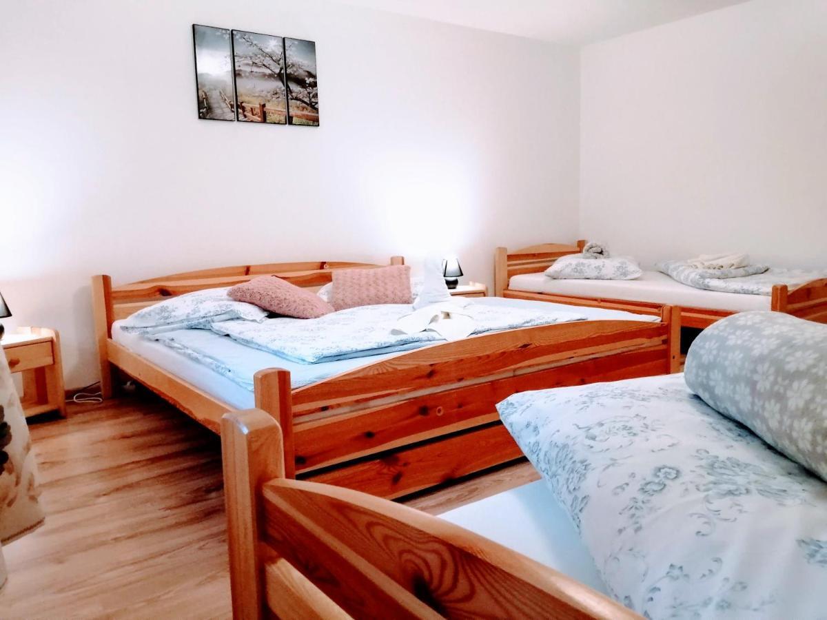 Apartman Paula -Lyzovacka V Jasnej ลิฟตอฟสกีมิคูลาช ภายนอก รูปภาพ
