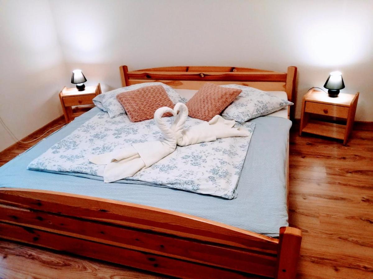 Apartman Paula -Lyzovacka V Jasnej ลิฟตอฟสกีมิคูลาช ภายนอก รูปภาพ
